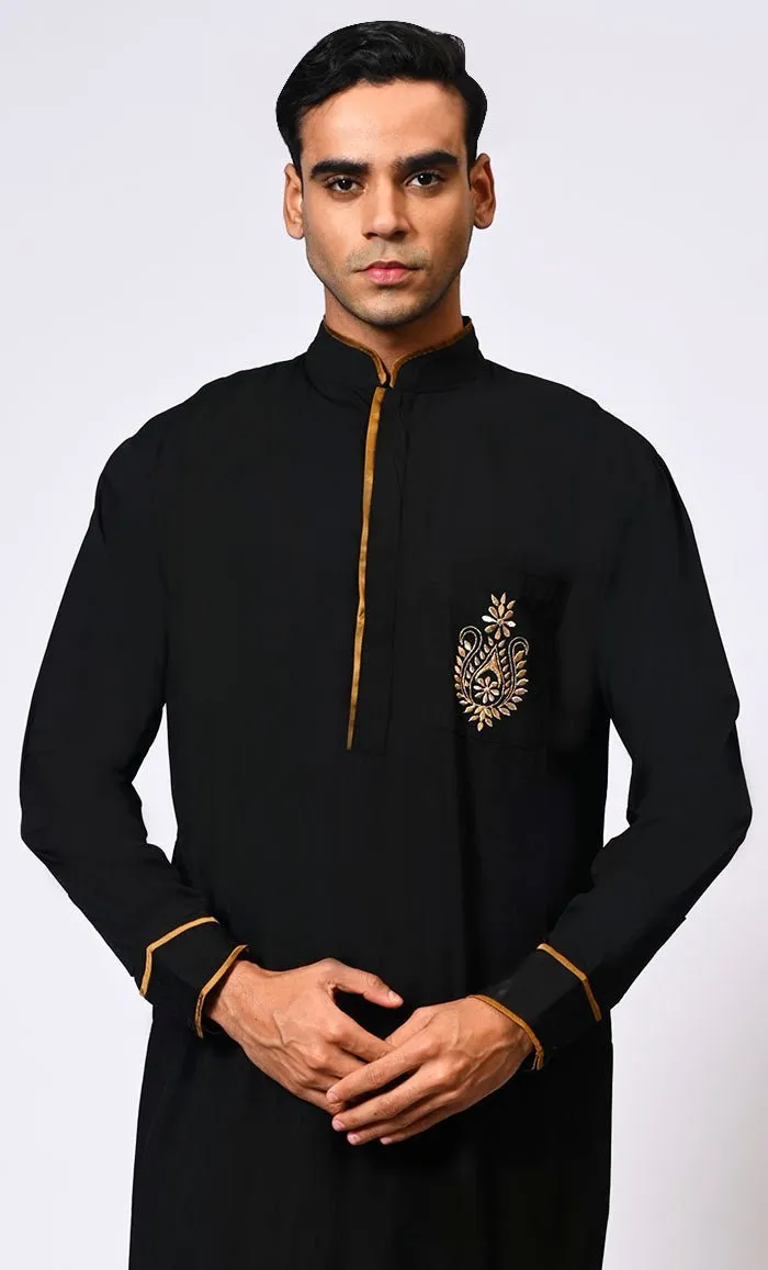 Elevated Elegance: Embroidered Men's Black Thobe with Contrasting Trims - Final Sale