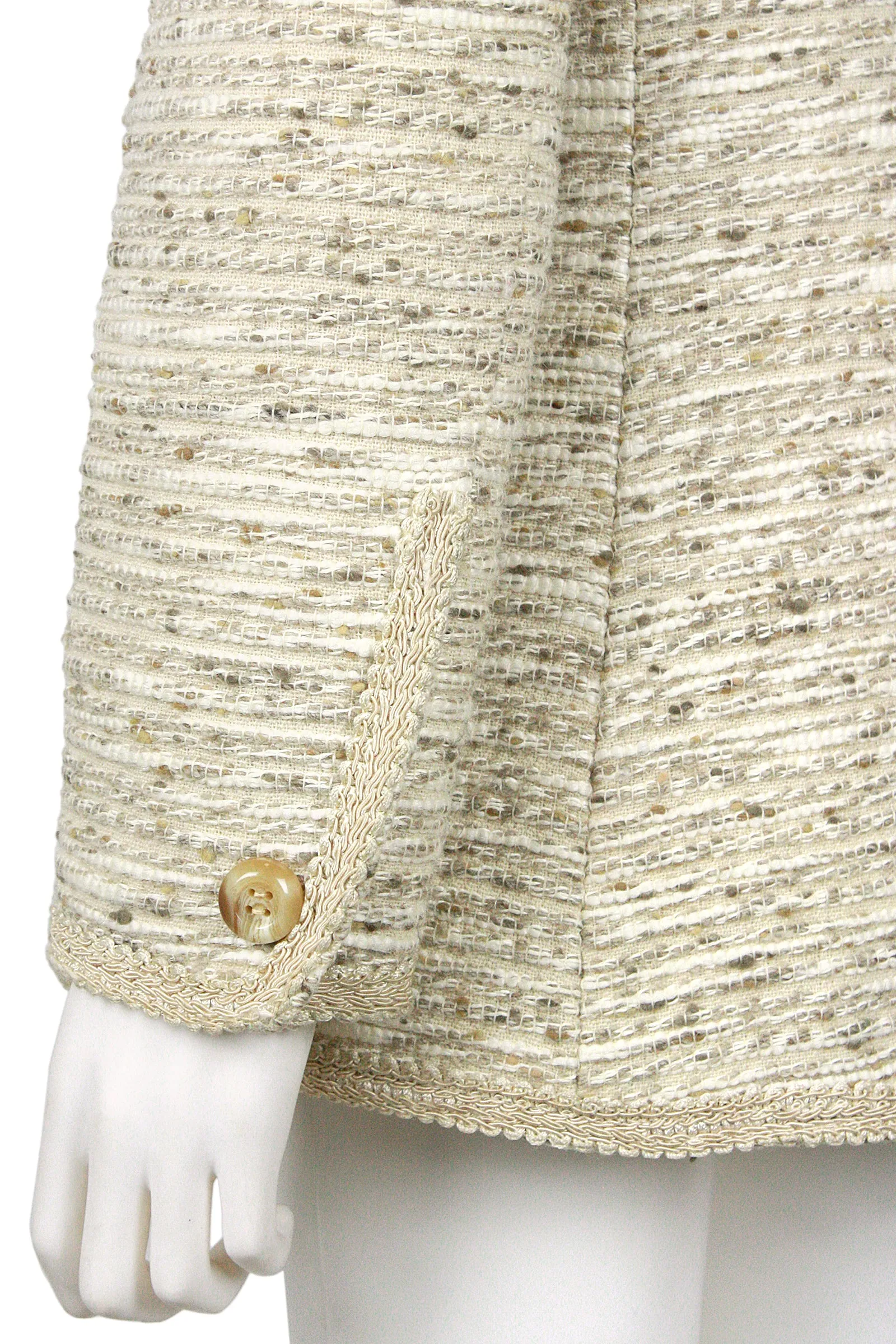 LILLI ANN 1960s Beige Boucle Blazer with Ribbon Trim