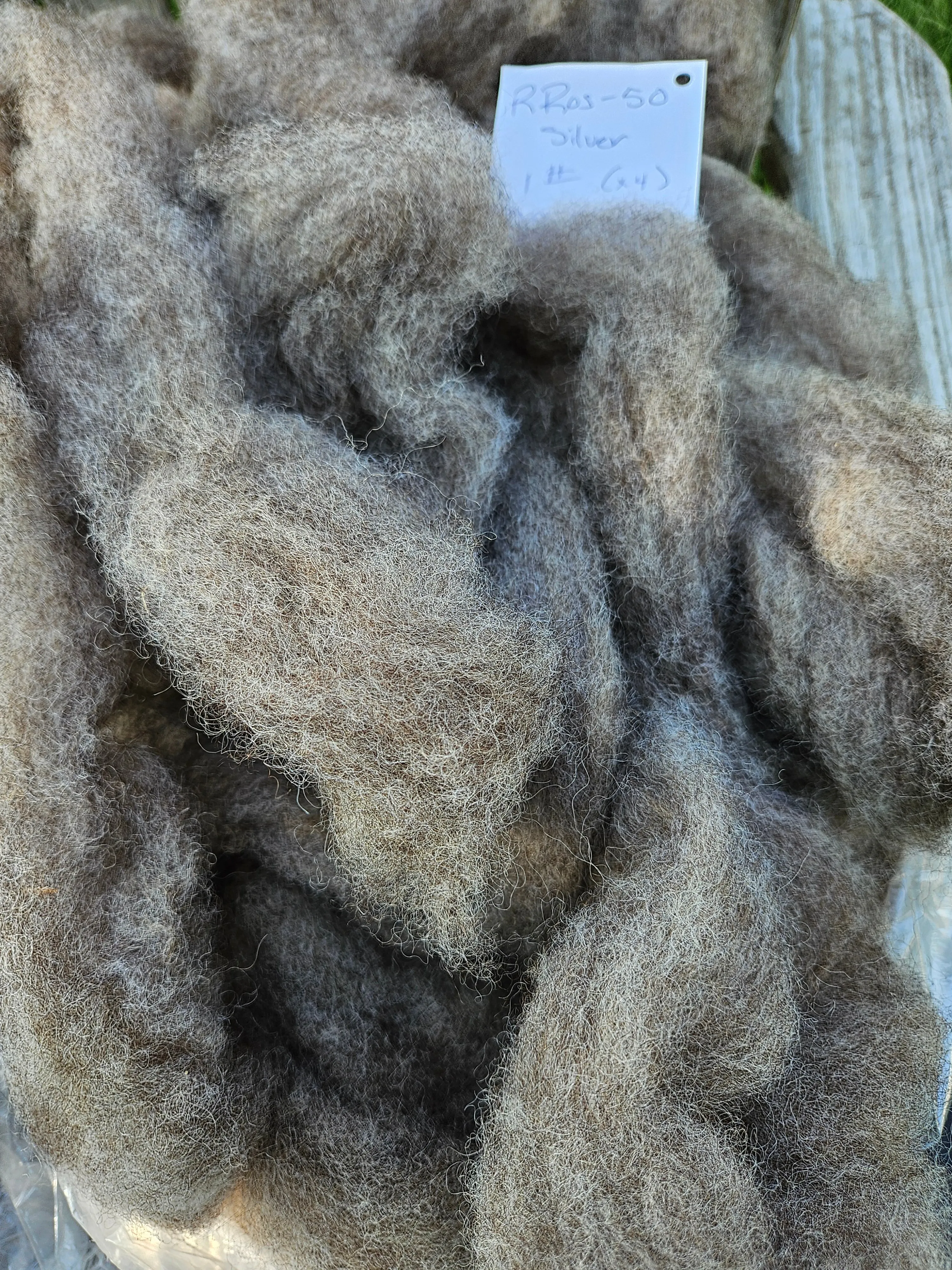 Roving Silver RROS-25 100% Romney 8ounce