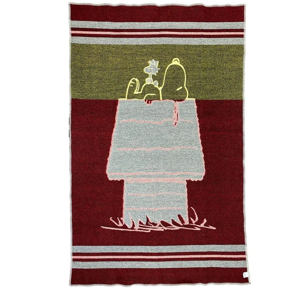 Snoopy House Wool Throw Blanket